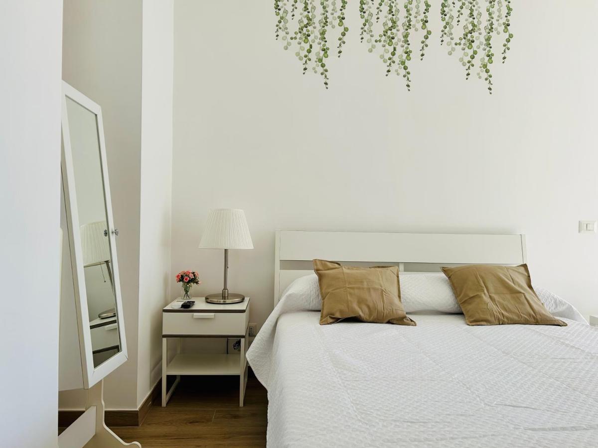 Hotel Vivina_081 à Naples Extérieur photo